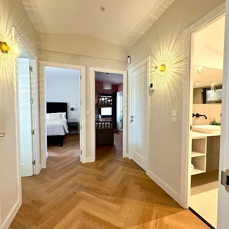 Pool And Private Access 빌라 *