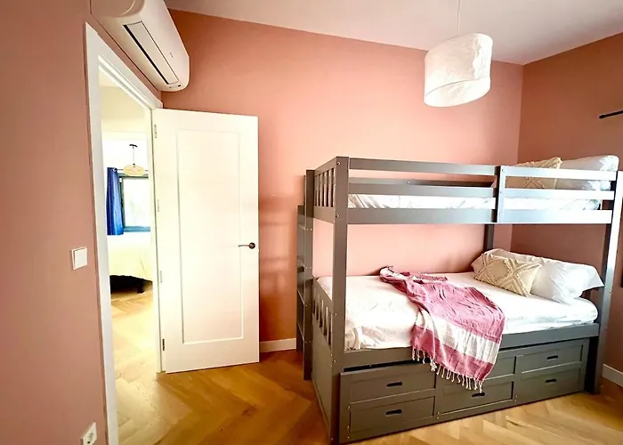 Pool And Private Access *