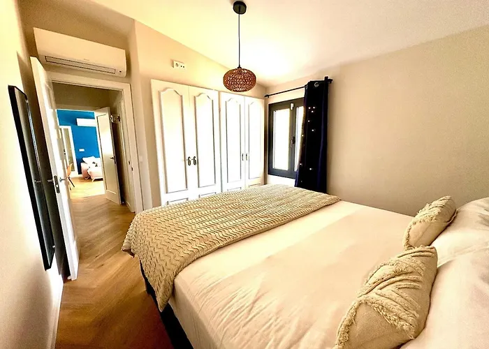 Pool And Private Access Tossa de Mar