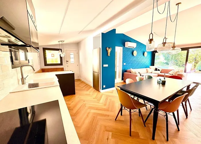 Pool And Private Access Villa